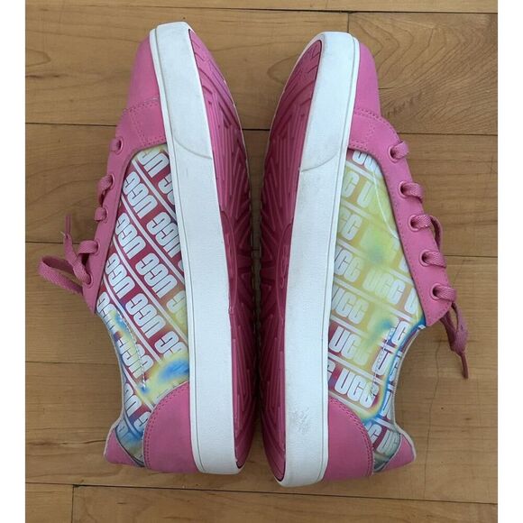 UGG Kids Sneakers Lace Up Zilo Chromatic Shoes Color‎ Pink Size 6 Kicks Footwear - Picture 2 of 7